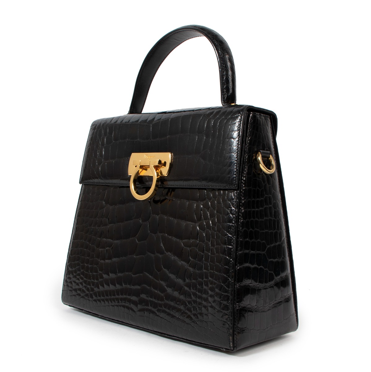 ll04579_ferragamo_black_leathe