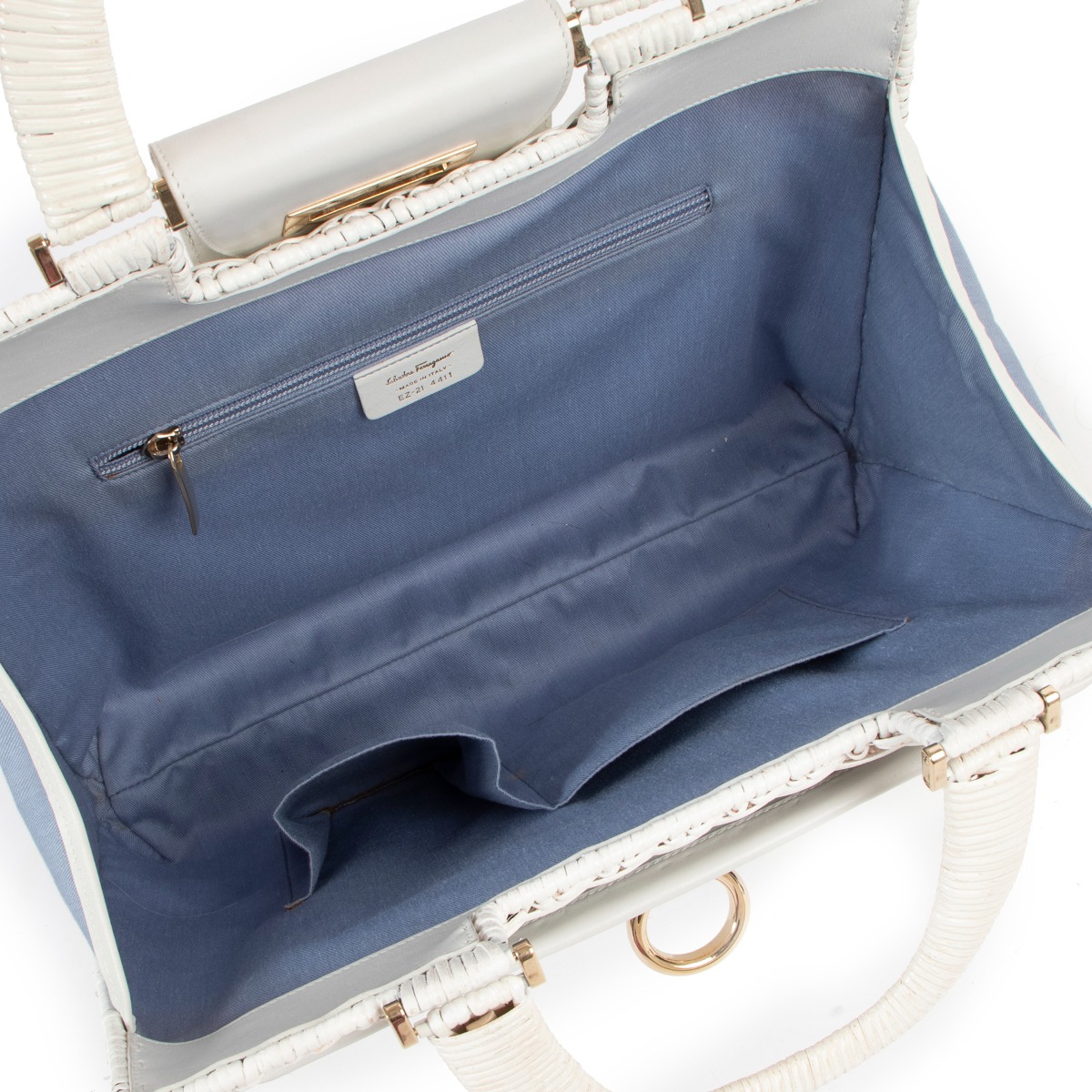 Salvatore Ferragamo ビジネスバッグ ホワイト Hug handbag (M) - Women | Ferragamo