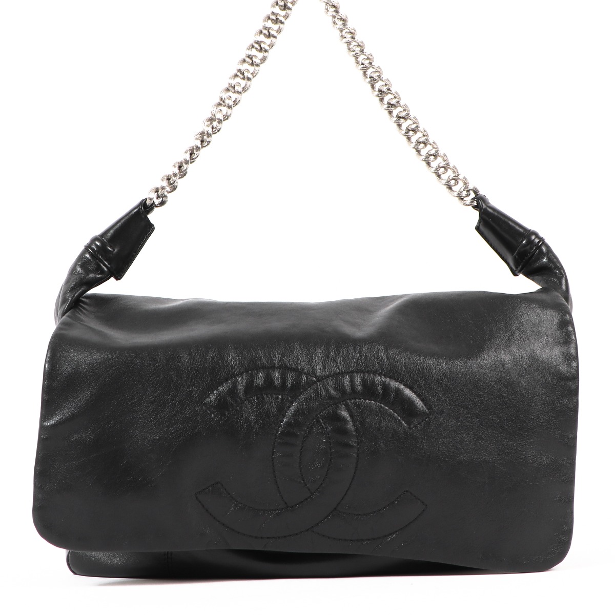 ll05944_chanel_black_leather_s