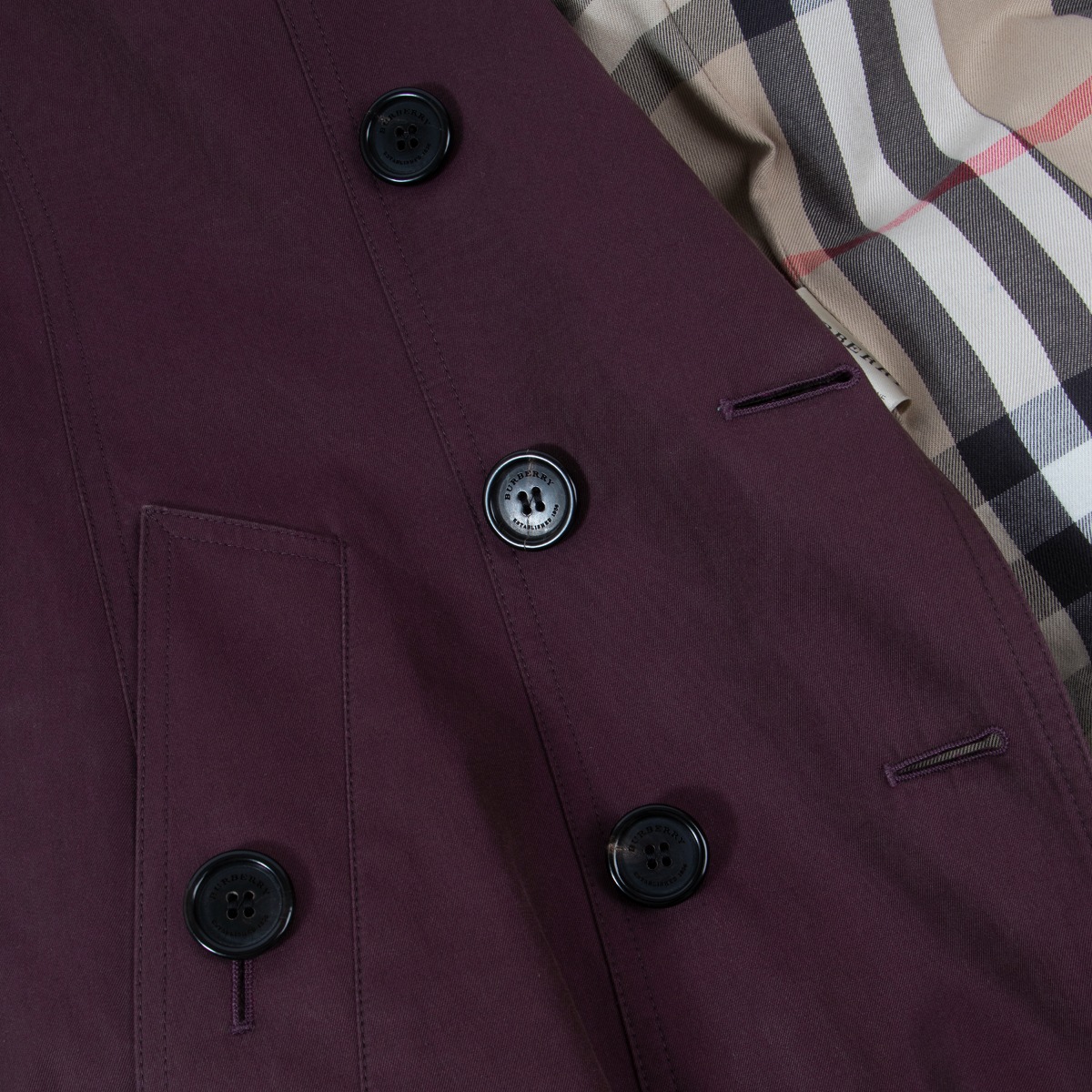 Burberry Mid-length Burgundy Trench Coat ○ Labellov ○ Buy