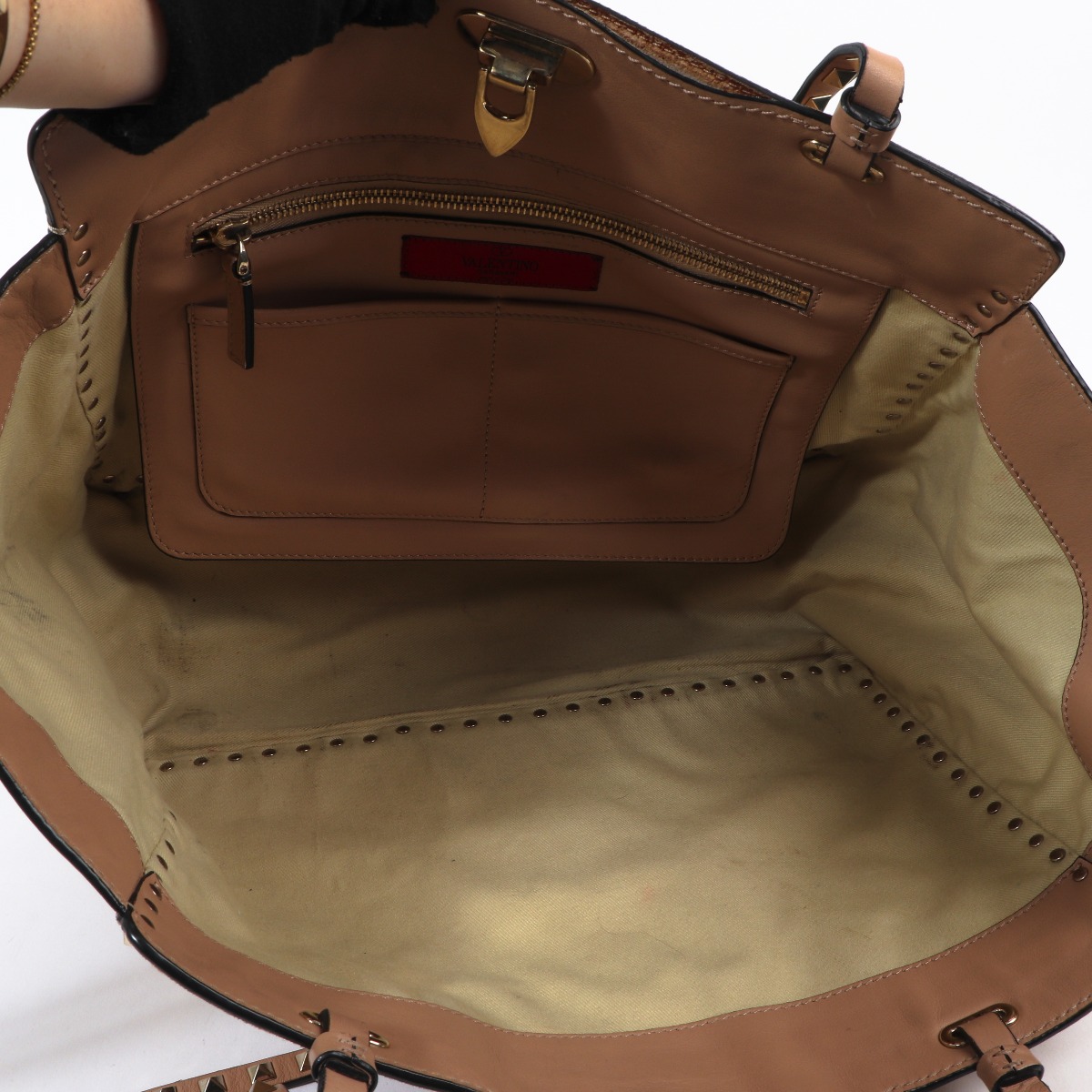 Valentino Garavani Beige Suede ベルトバッグ ヴァレンティノ ガラヴァーニ ネルコート グレインカーフスキン