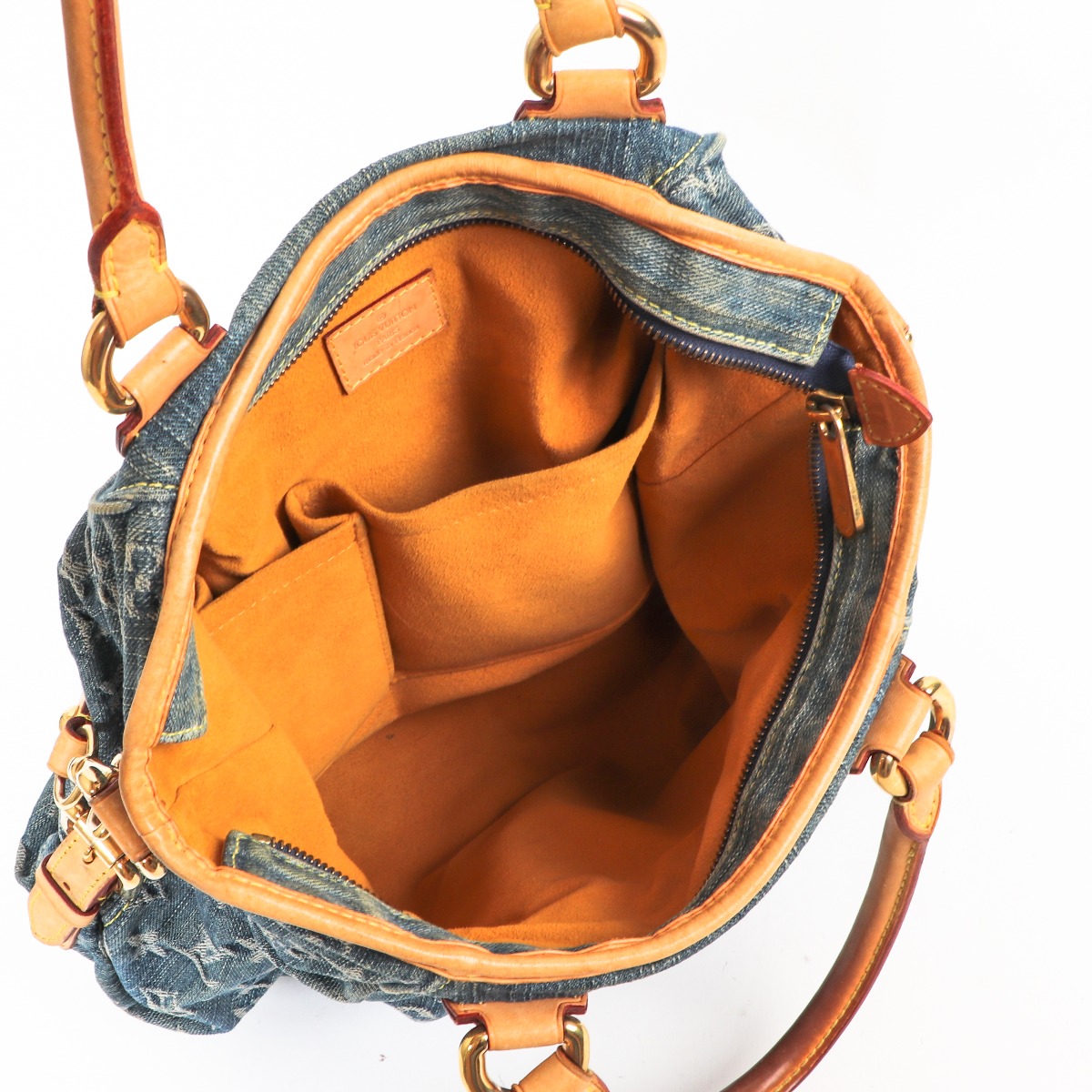 【希少】 LOUIS VUITTON Monogram Neo Cabby Vintage バッグ Louis Vuitton Denim Neo Cabby PM Top Handle Bag ○ Labellov
