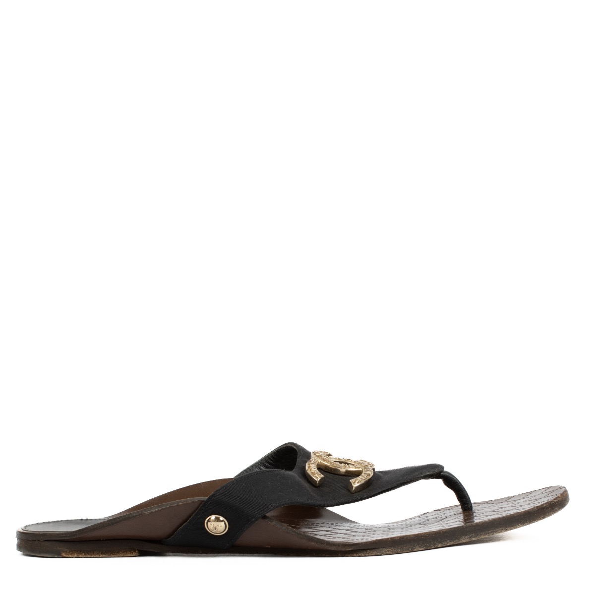 Chanel CC Thong Sandals ○ Labellov ○ Buy and Sell