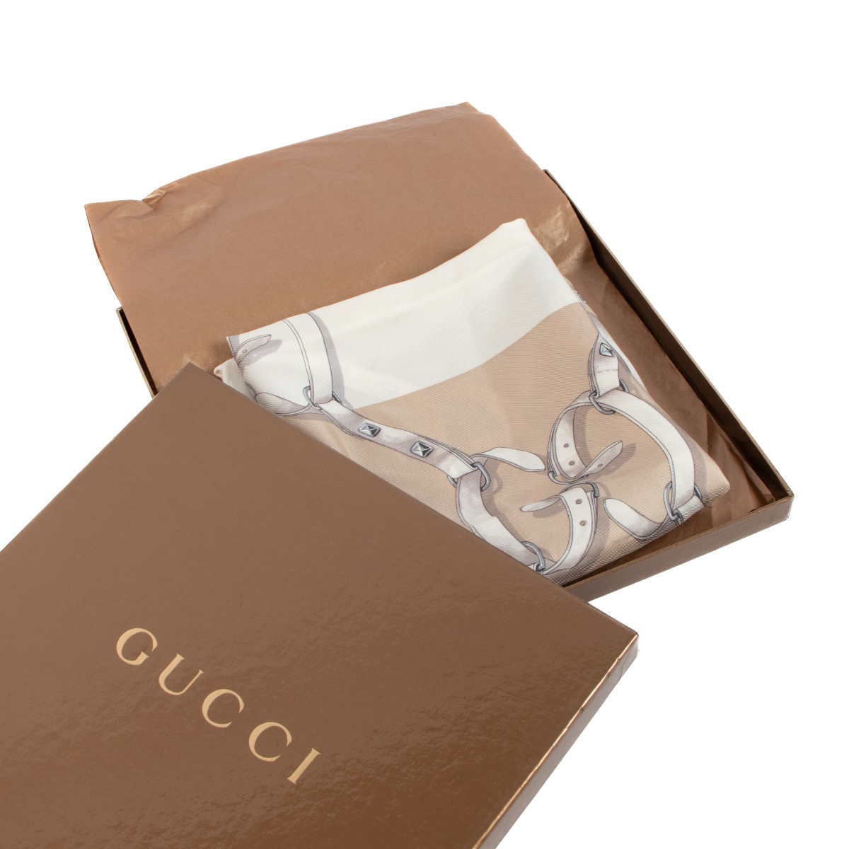 Gucci scarf shop packaging