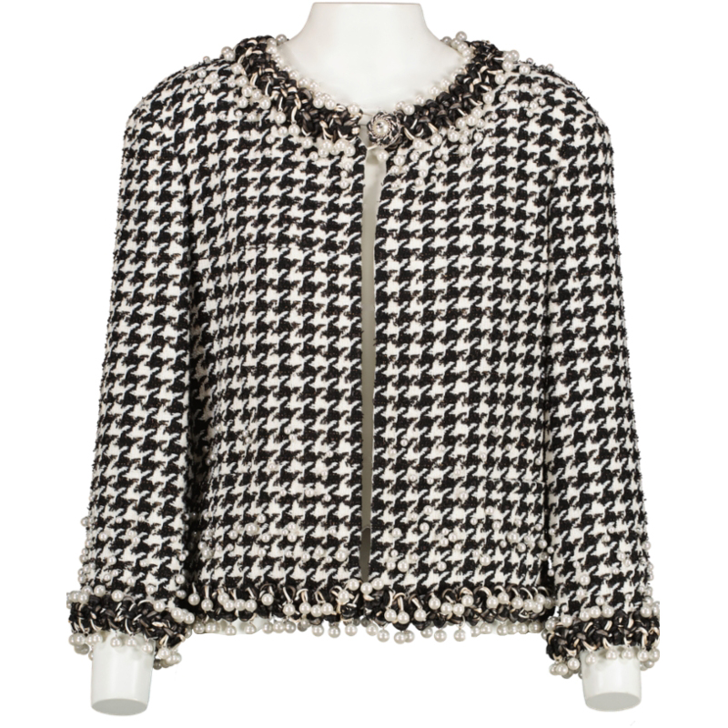 Chanel Black and White Houndstooth Tweed Jacket with Pearls