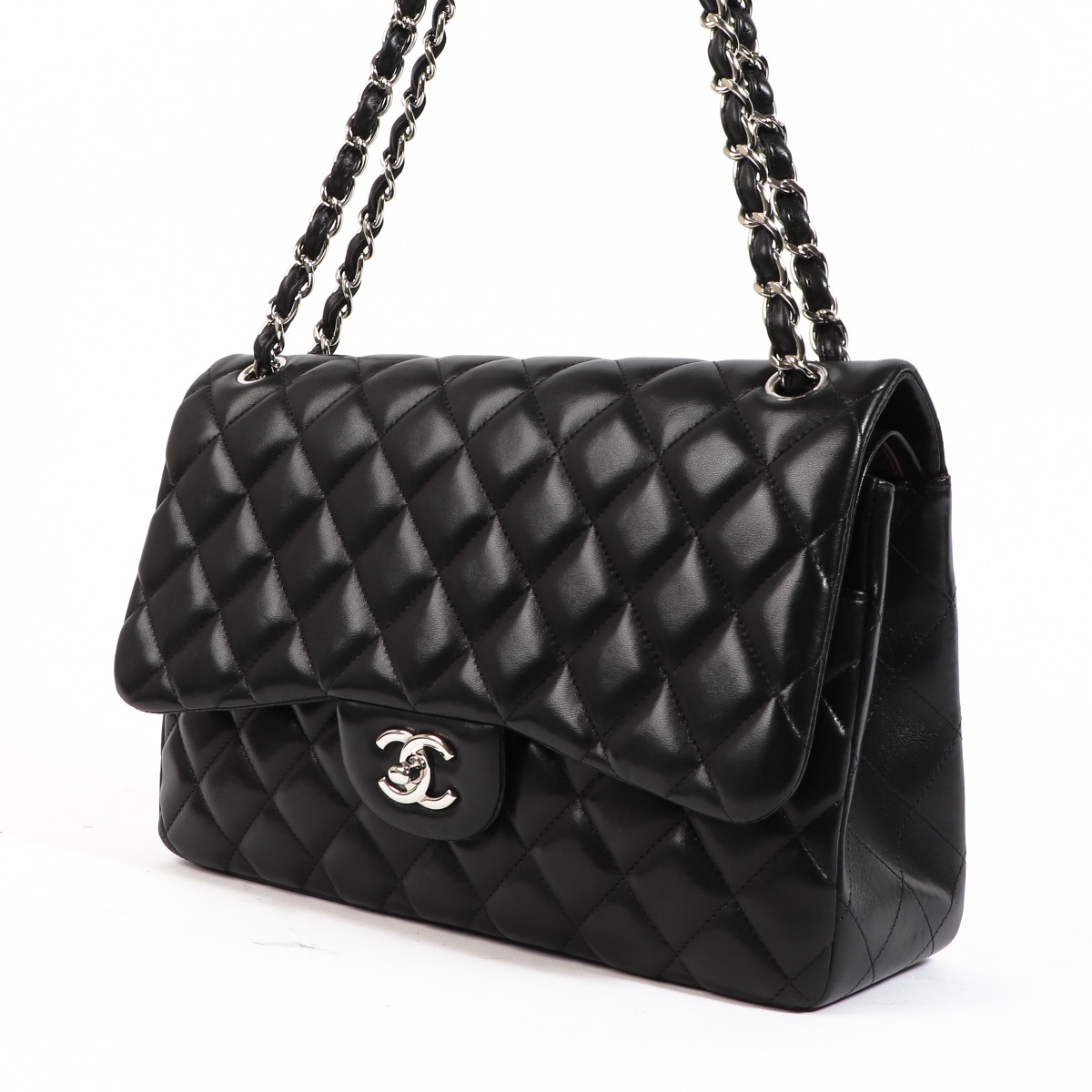 Chanel Black Lambskin Jumbo Classic Flap Bag ○ Labellov ○ Buy and Sell  Authentic Luxury