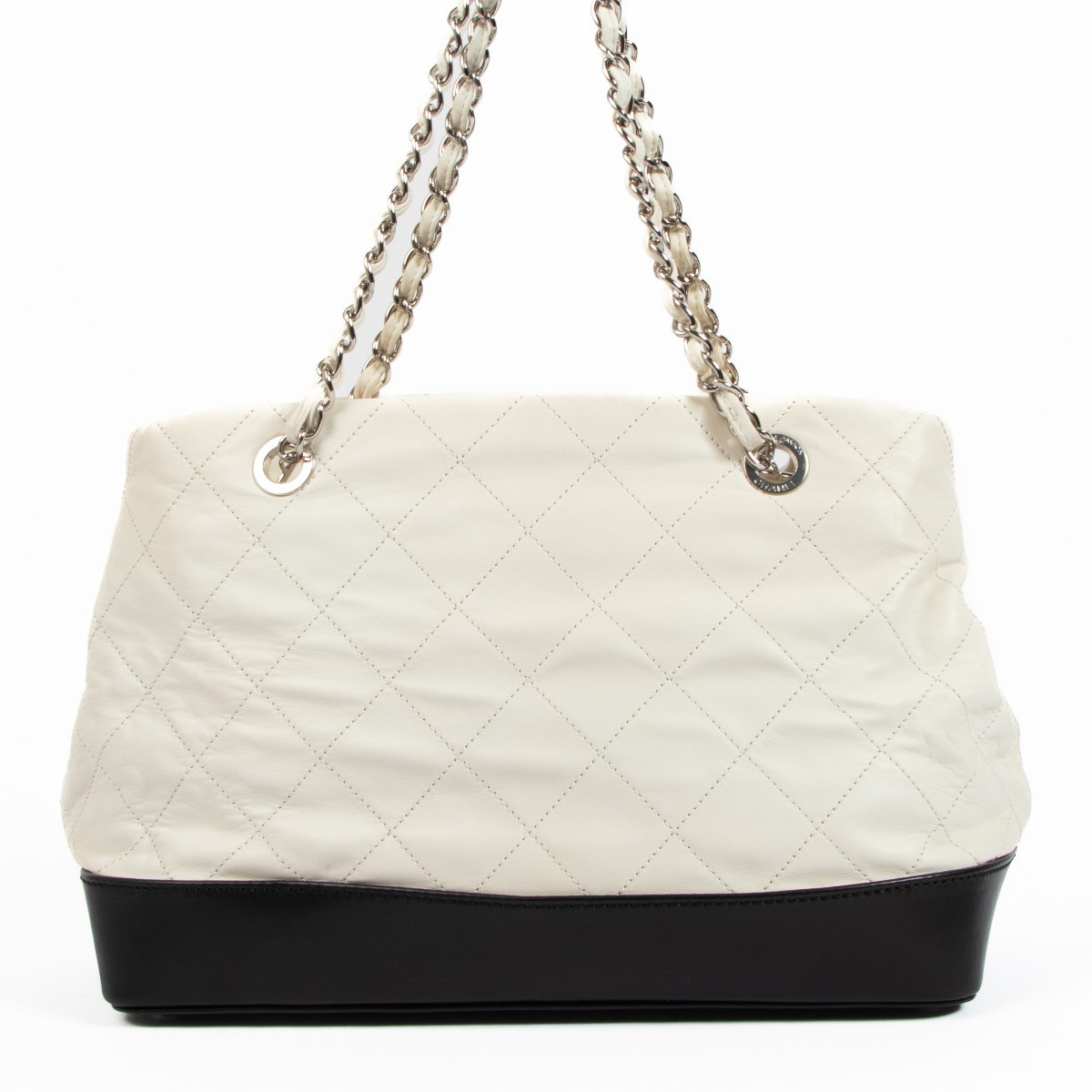 【CHANEL】Chanel vintage tote bag★トートバッグ ホワイト CHANEL CC LOGO TIMELESS WHITE TOTE BAG – RDB