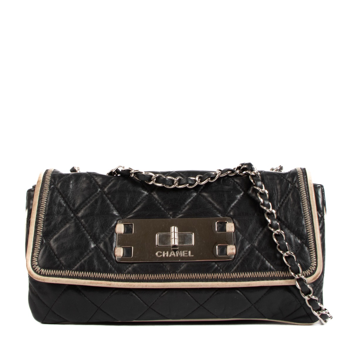 Chanel east west store flap