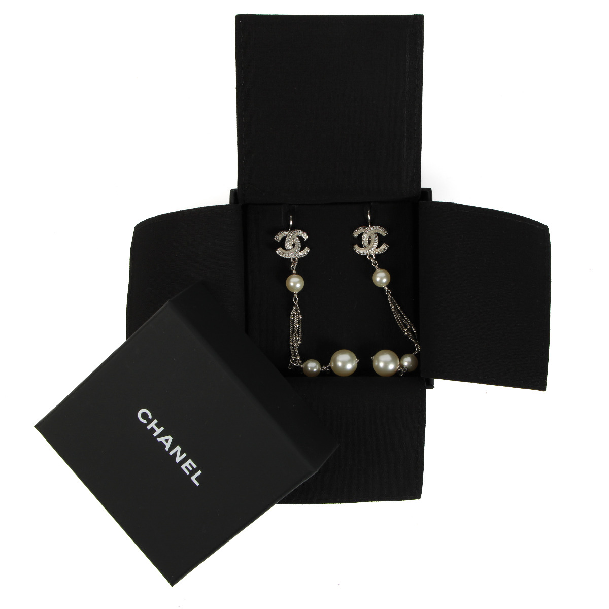 超人気 Silver Chanel Crystal Buy ○ Labellov ○ Earrings Drop Pearl ジャケット・アウター