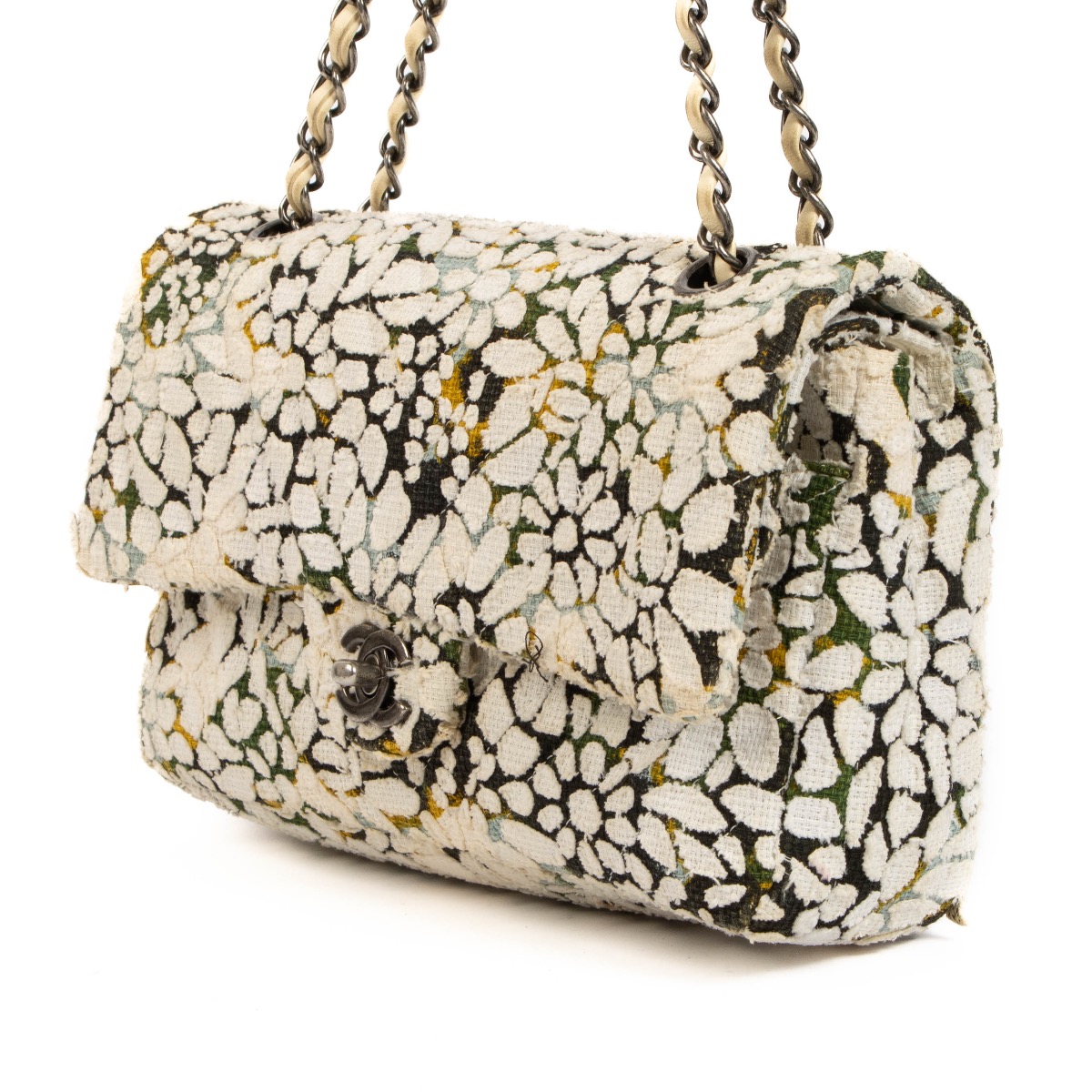 Chanel bag with flowers deals