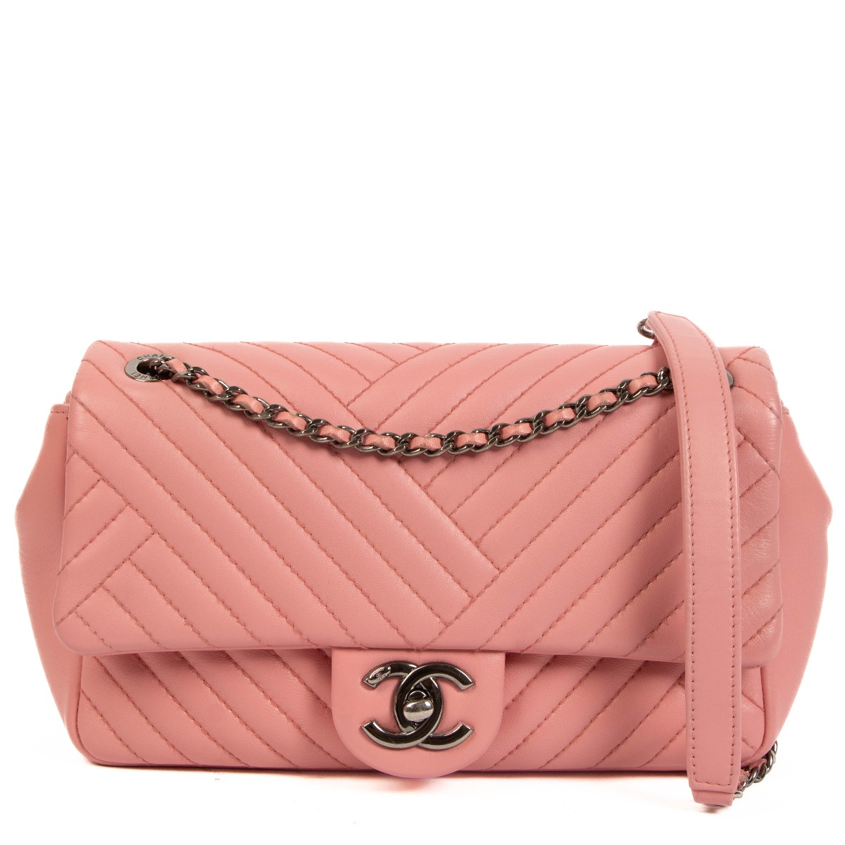 【ピンクのアクセントが可愛い♪】CHANEL   バッグ ll09465_chanel_pink_crossbody_