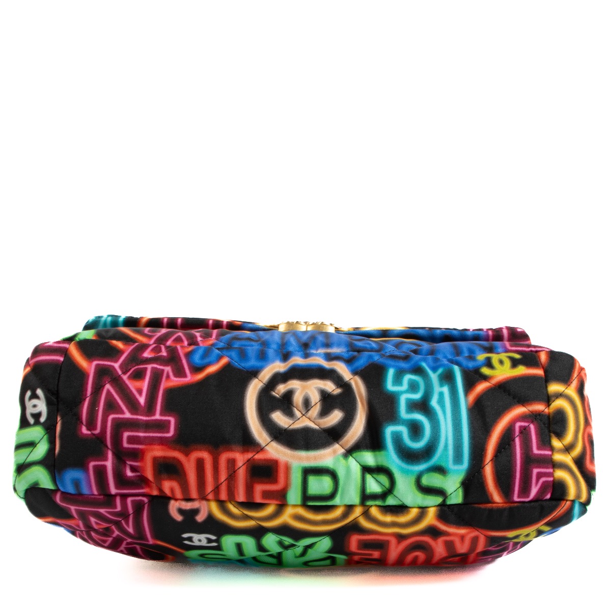Chanel 21S 19 Large Graffiti Bag ○ Labellov ○ Buy and Sell Chanel 21S 19 Large Graffiti Bag ○ Labellov ○ Buy and Sell