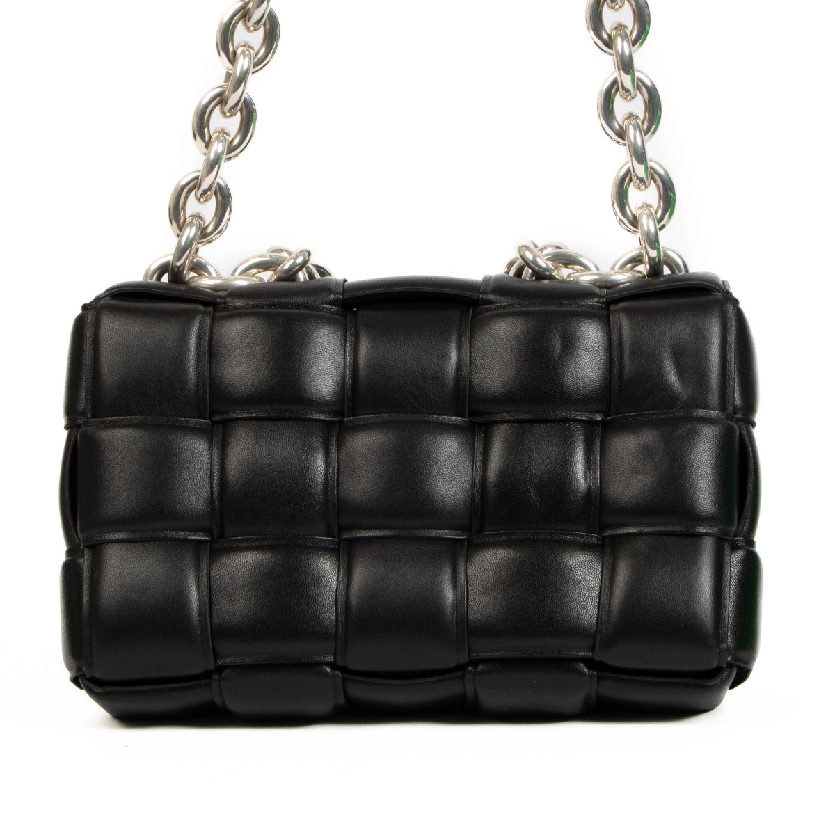 Bottega Veneta Black Chain Cassette Bag ○ Labellov ○ Buy