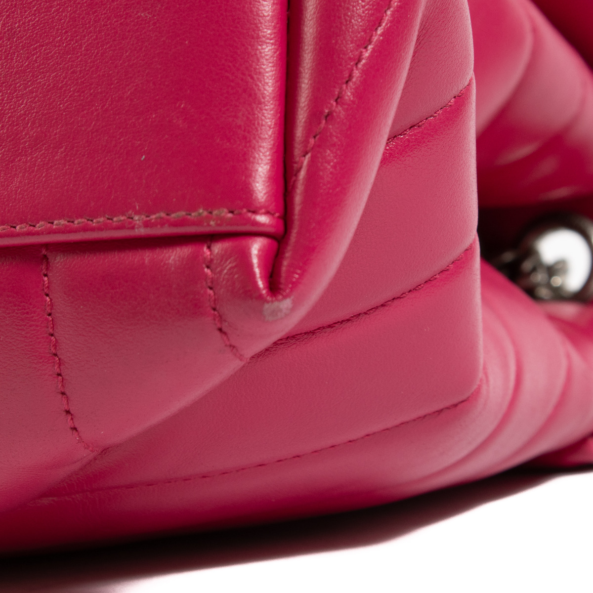 SAINT LAURENT ピンク ビジネスバッグ Yves-Saint-Laurent-Chevron-