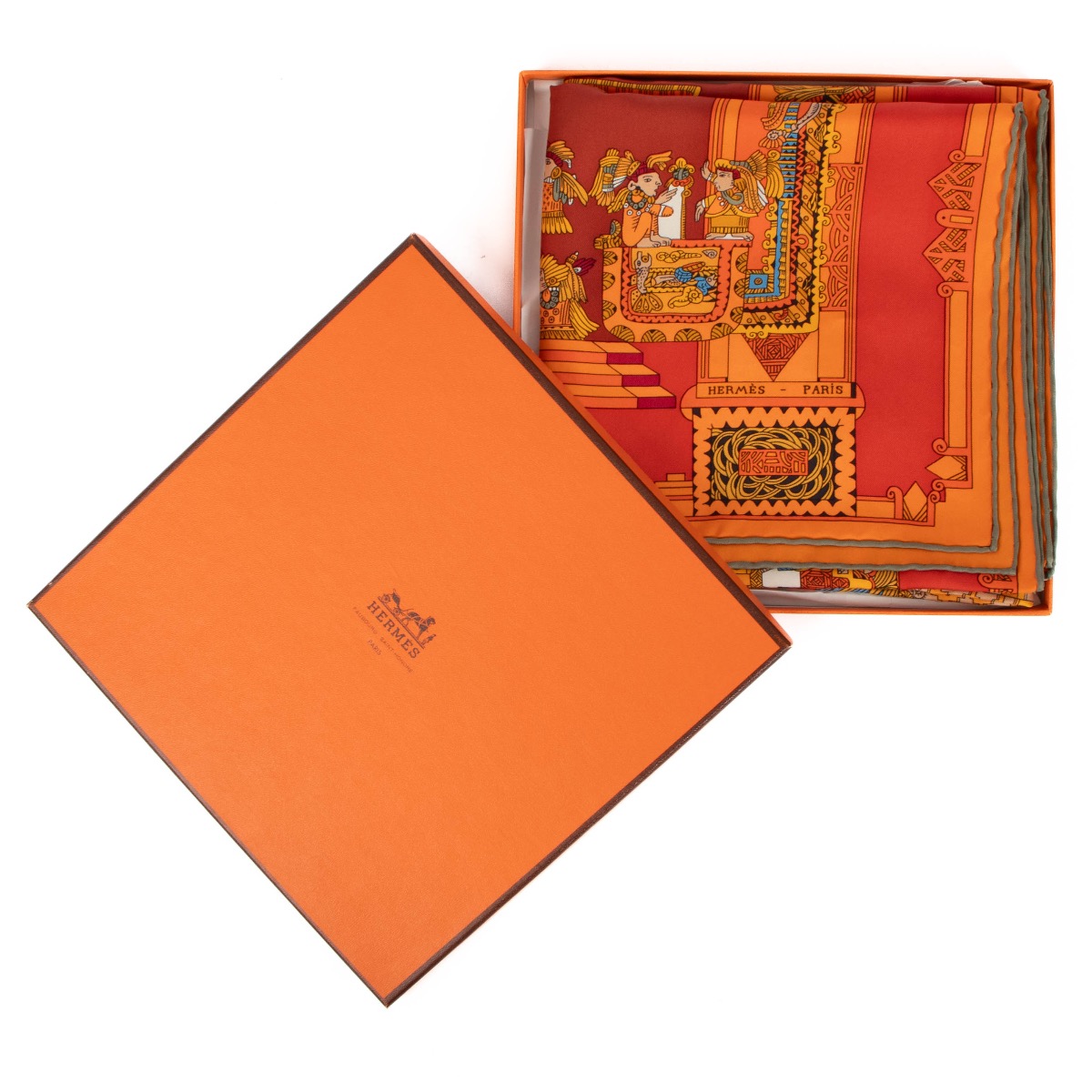 Hermès Astres Et Soleil Silk Scarf ○ Labellov ○ Buy and