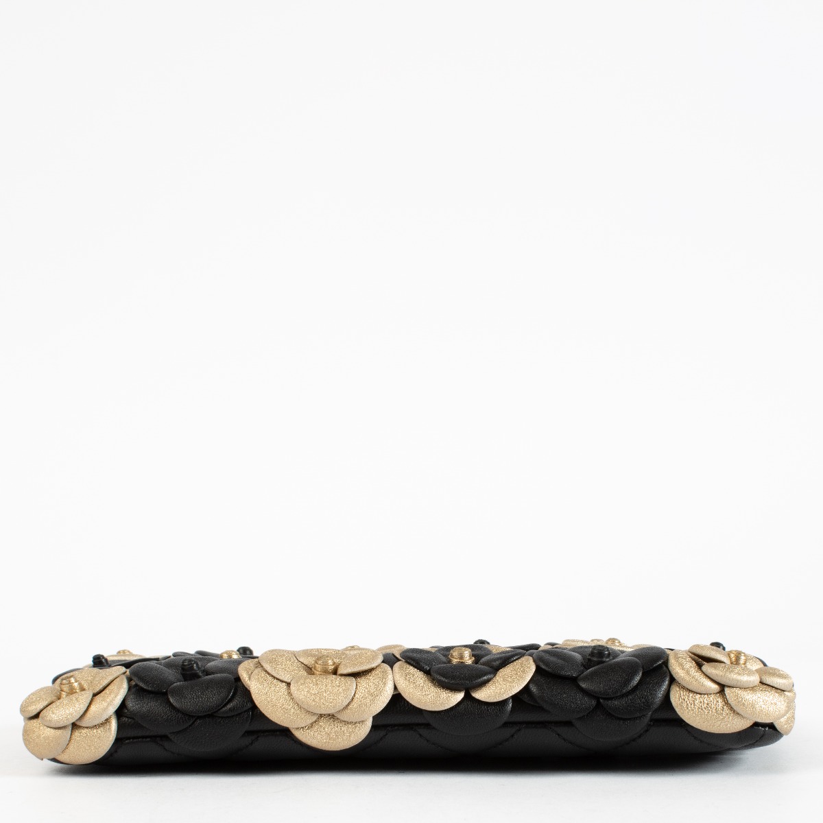 Chanel Camellia Chain Bag ○ Labellov ○ Buy and Sell Authentic Luxury