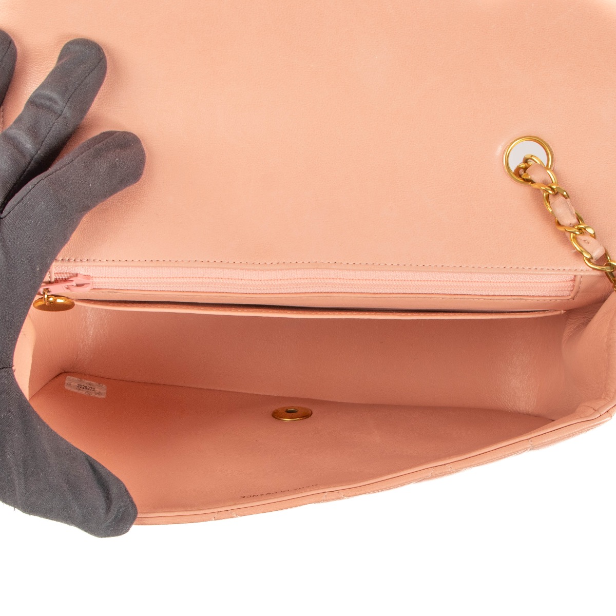 Chanel pink diana best sale bag