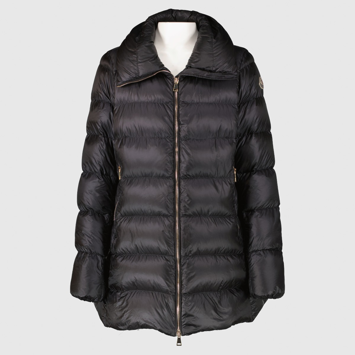 モンクレールTORCELLE GIUBBOTTO TORCELLE JACKET Moncler Torcy Down Jacket ○ Labellov ○ Buy and Sell Authentic Luxury