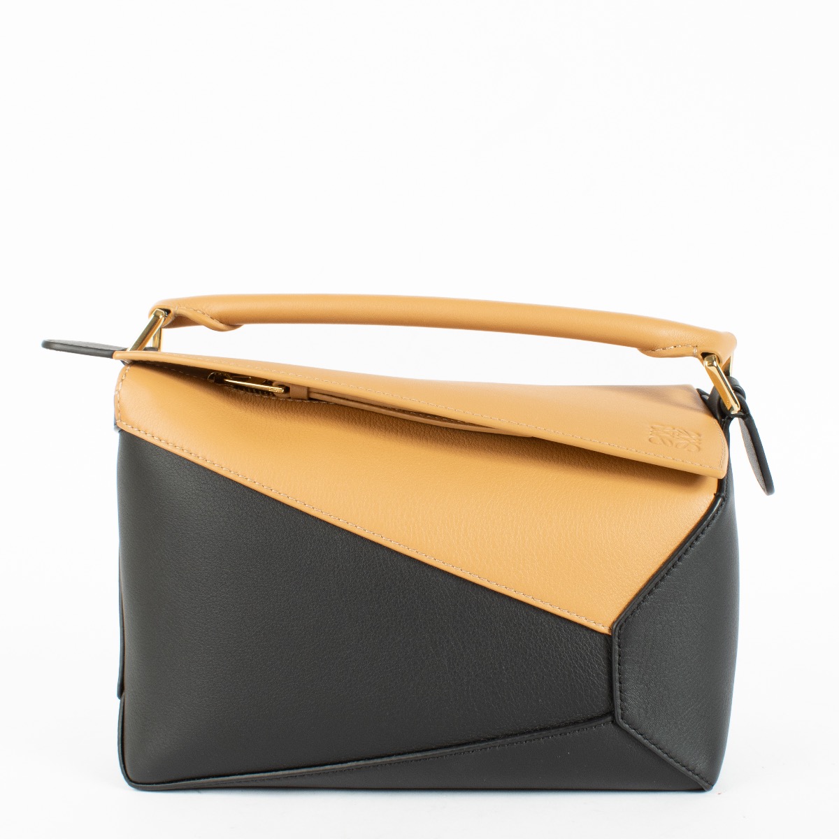 LOEWE バッグ Loewe Small Puzzle Bag ○ Labellov ○ Buy and Sell Authentic Luxury