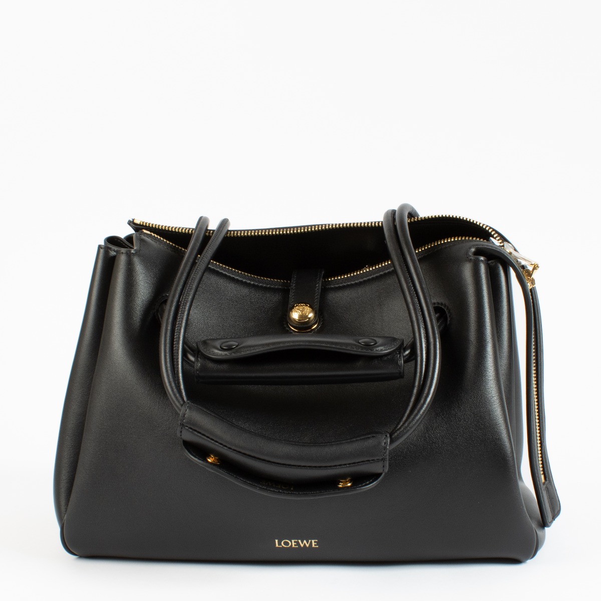 Loewe Black Medium Madrid Bag ○ Labellov ○ Buy and Sell