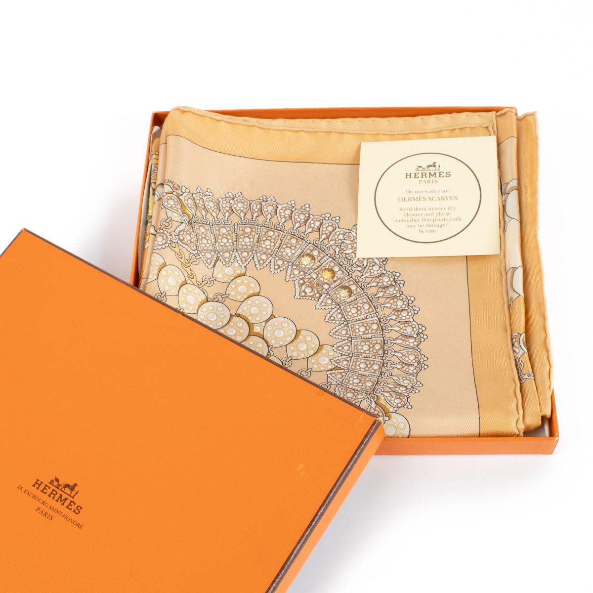 ll14562_hermes_kosmima_silk_sc