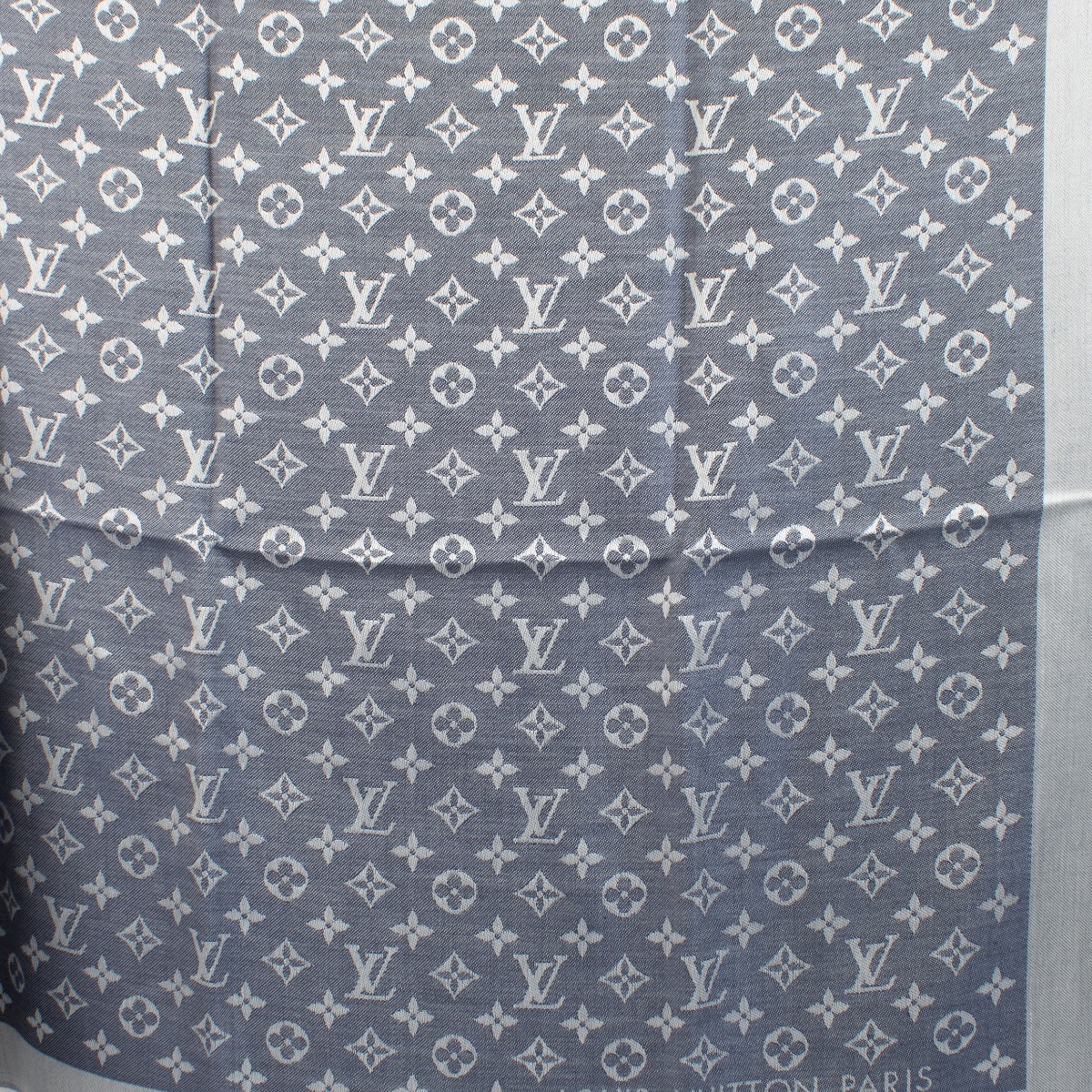 Louis Vuitton Denim Monogram Classic Shawl ○ Labellov