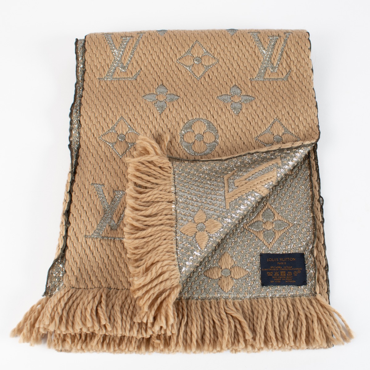 Louis Vuitton Beige Logomania Scarf ○ Labellov ○ Buy and Sell