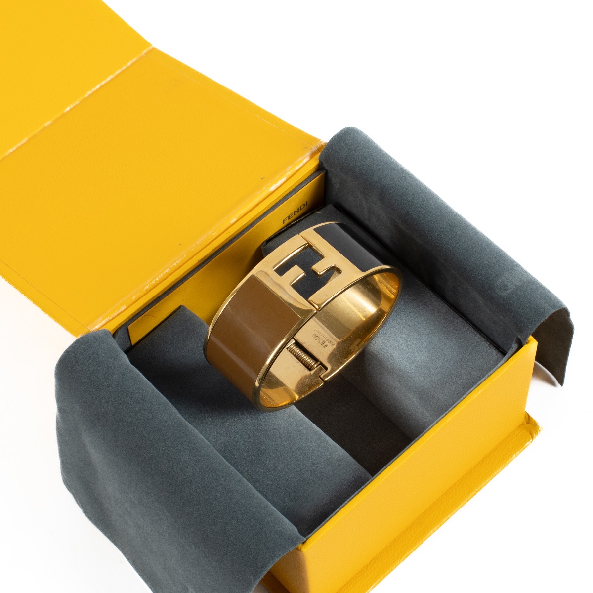 人気ブランドランキング Gold Fendi FF Authentic Sell and Buy ○ Labellov ○ Bracelet 小物