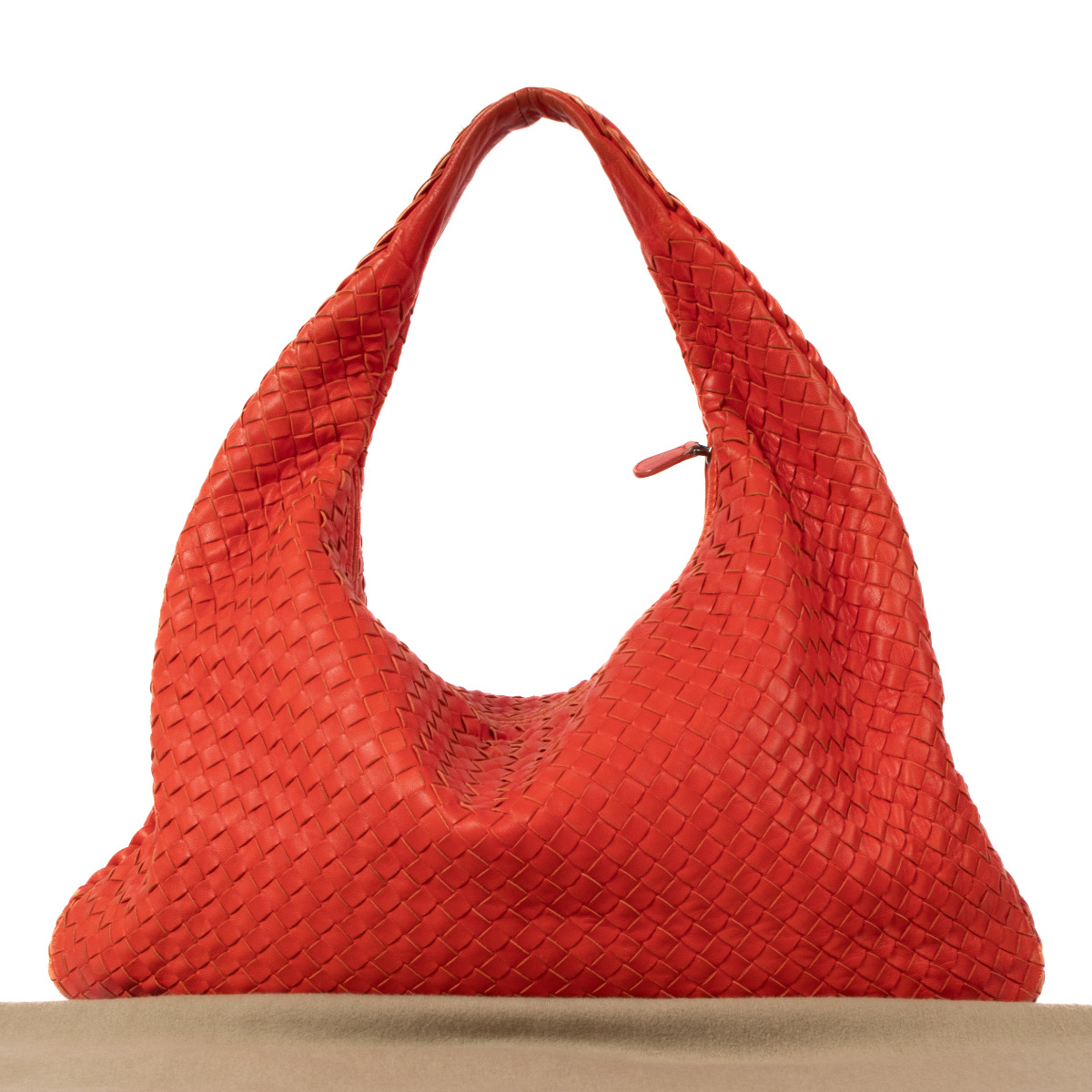 Bottega Veneta Poppy Red Intrecciato Shoulder Bag ○ Labellov