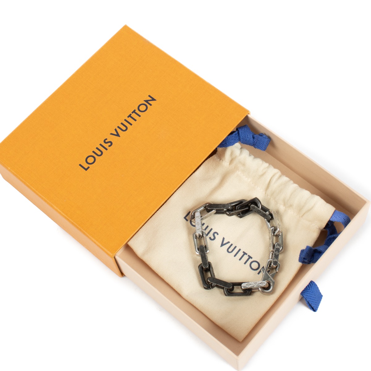 Amazon.com: NYFASHION101 Stone Stud LUV Drip Effect Charm
