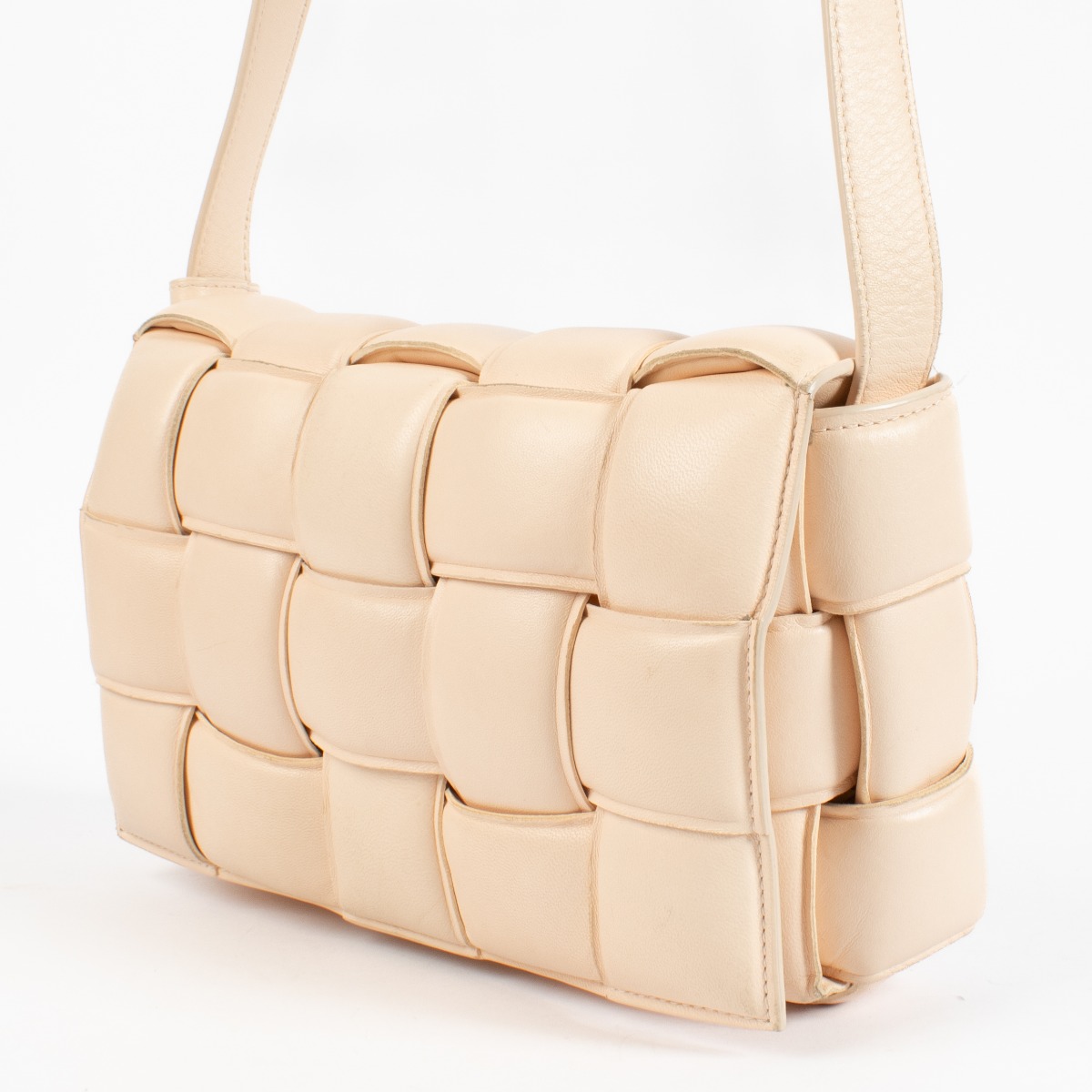 Bottega Veneta Melon Washed Padded Cassette Bag ○ Labellov ○ Buy