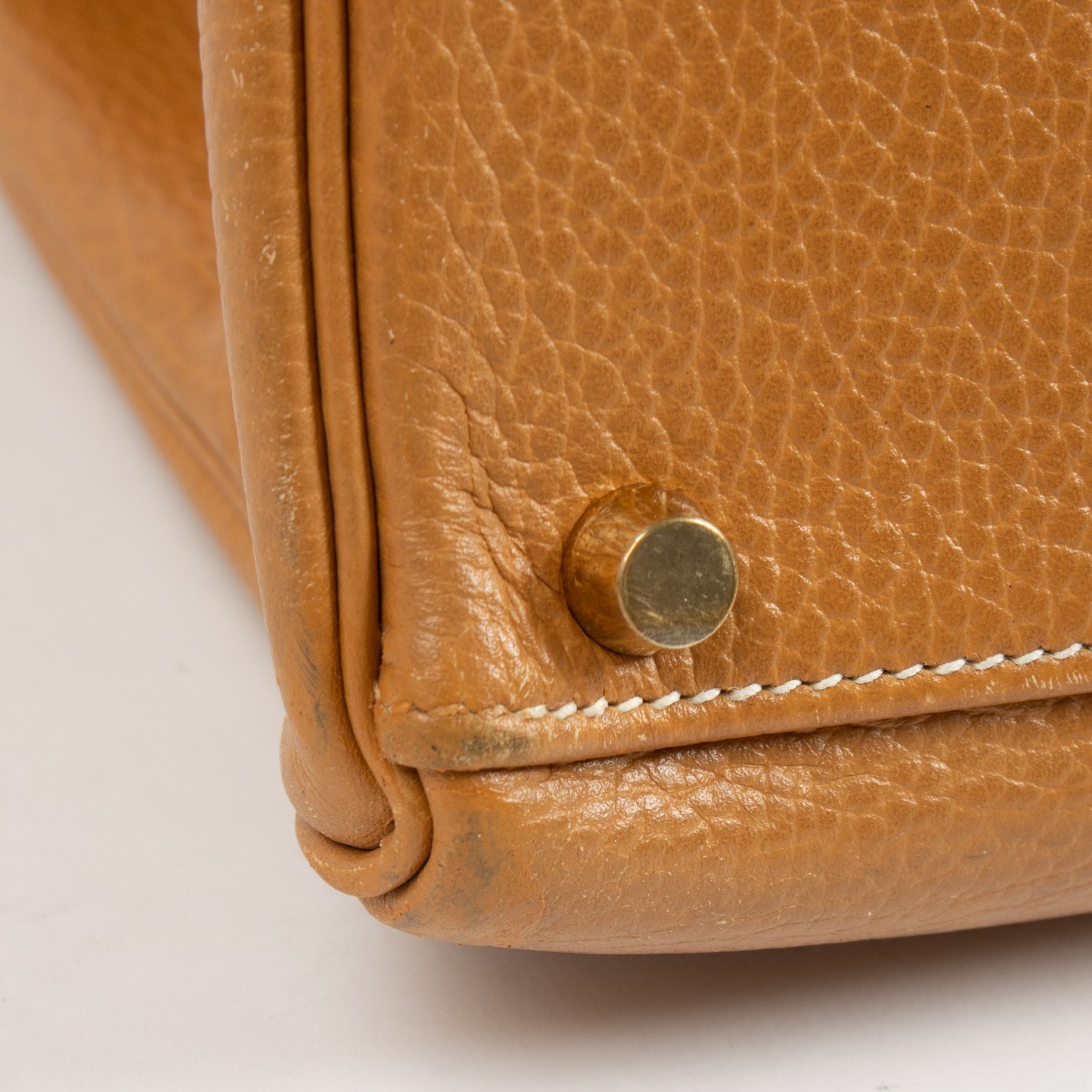 Hermès Kelly 40 Gold Ardennes GHW ○ Labellov ○ Buy and