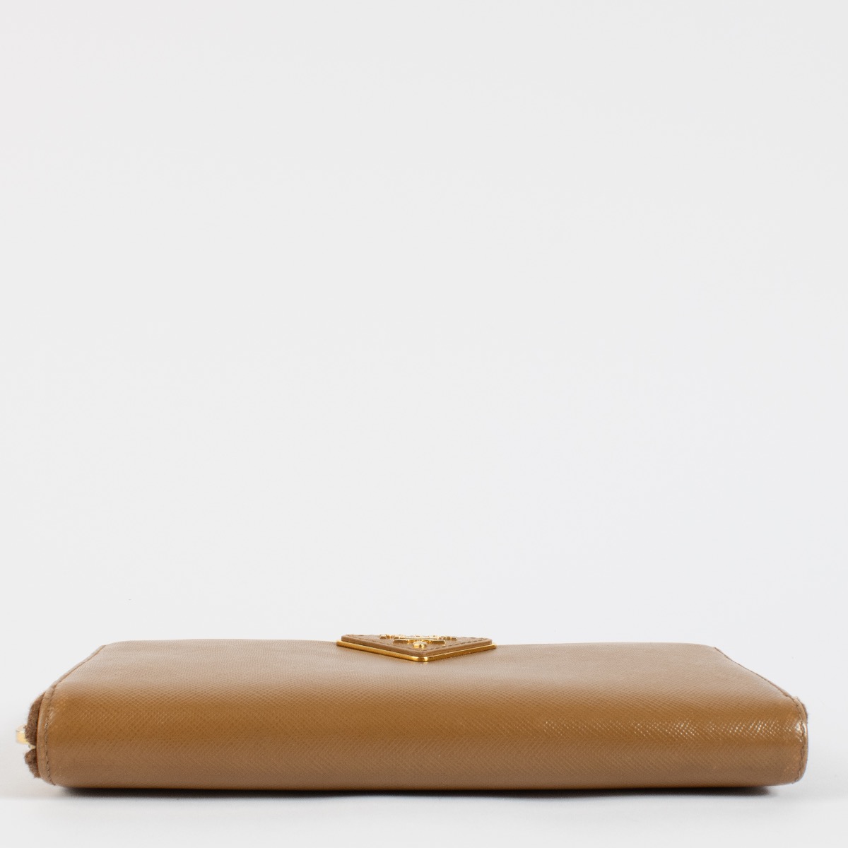 Prada Camel Zip Wallet ○ Labellov ○ Buy and Sell Authentic
