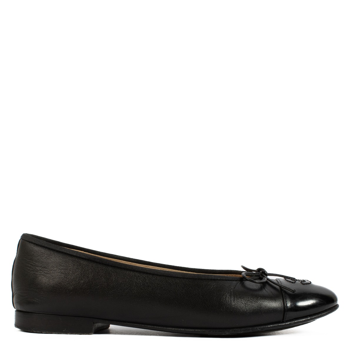 CHANEL バレリーナ　37 ブラック Chanel 00V Black Ballerinas ○ Labellov ○ Buy and Sell
