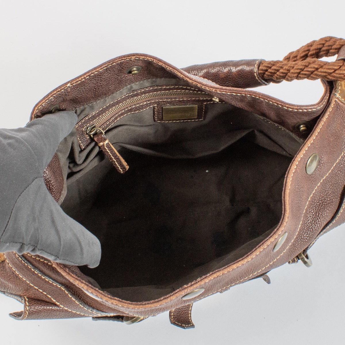 Fendi Brown Leather Hobo Bag ○ Labellov ○ Buy and Sell