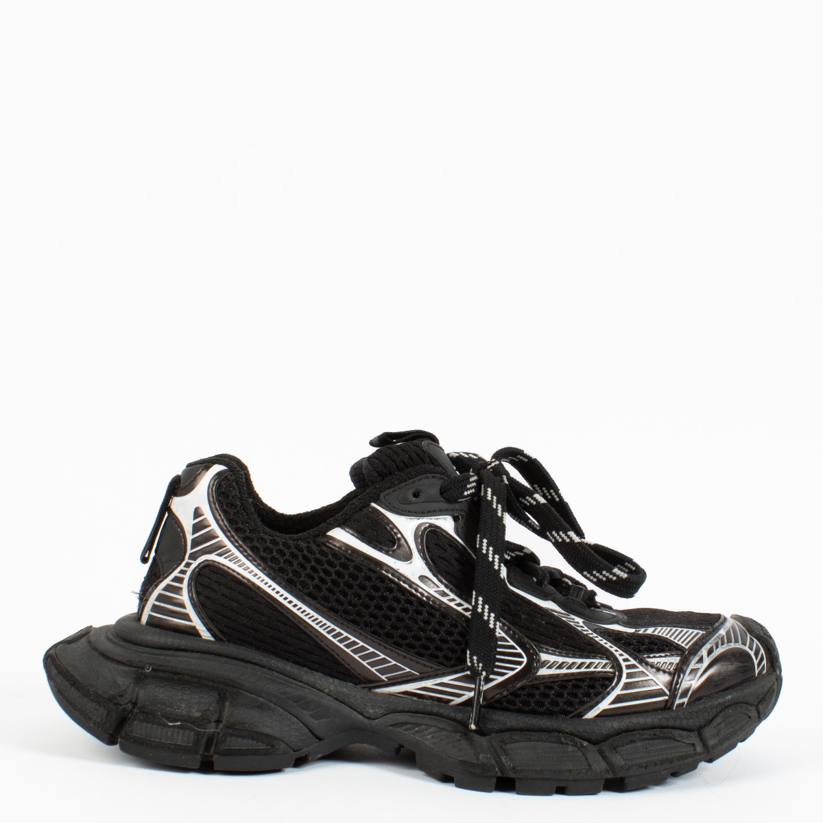 BALENCIAGA ブラック Balenciaga AW21 sneaker hourglass bag in black SZ:OS