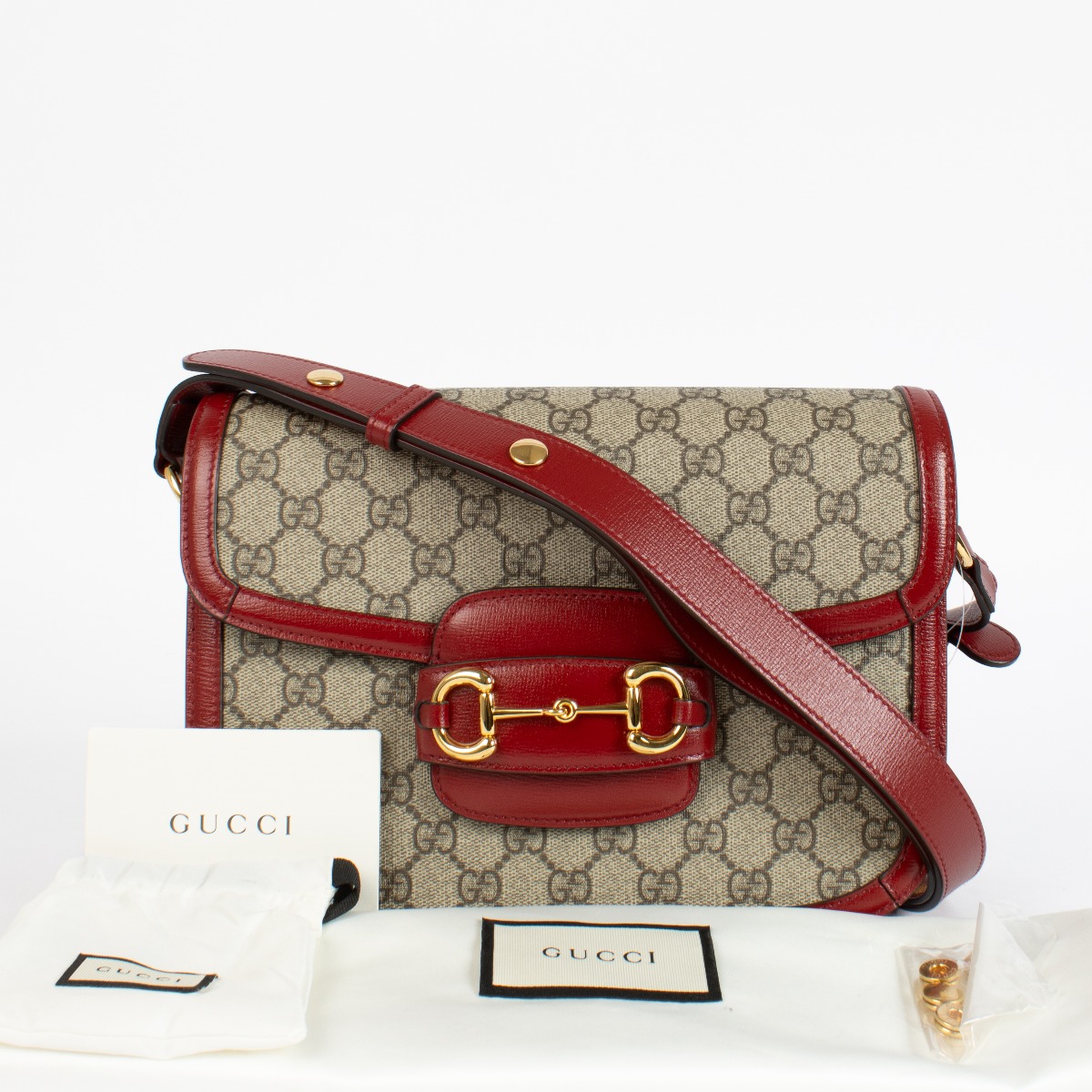 Gucci Red/GG Supreme Horsebit 1955 Medium Bag ○ Labellov ○ Buy