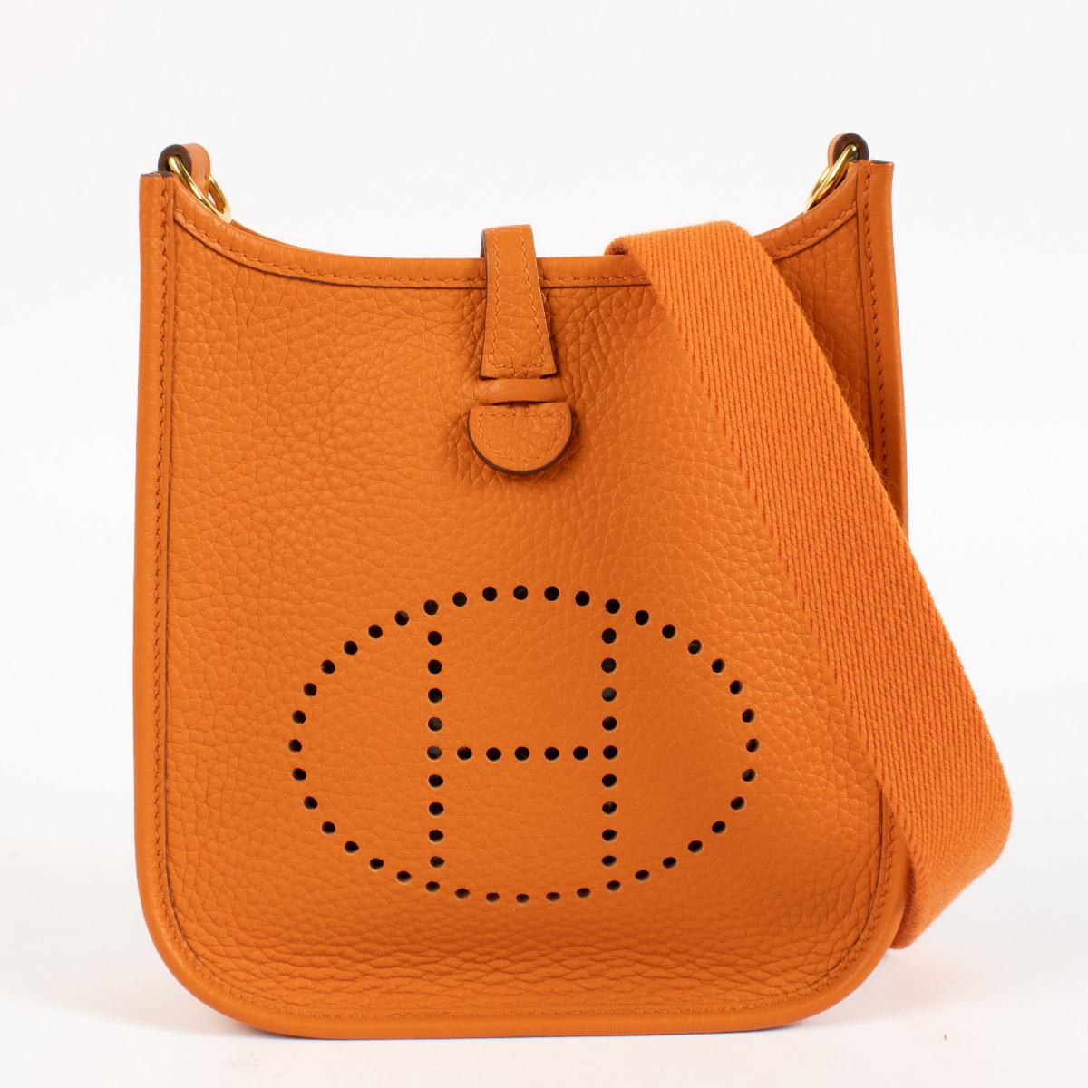 Hermès Evelyne 16 Orange Clemence GHW ○ Labellov ○ Buy and Sell