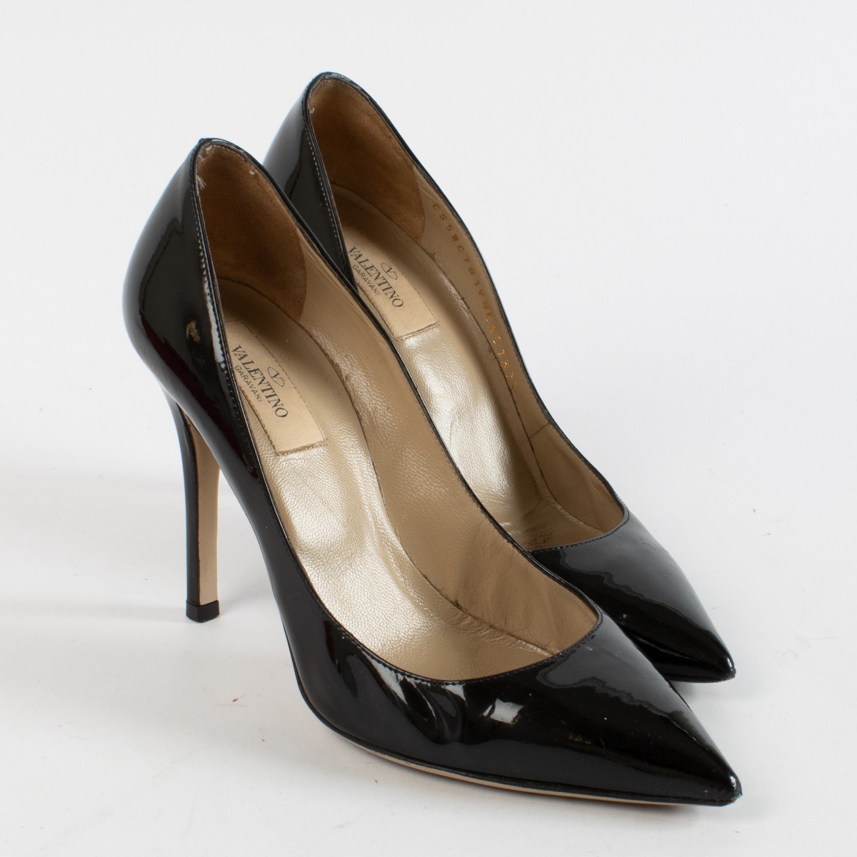 VALENTINO GARAVANI ブラックハイヒール 37.5 Valentino Garavani Black Patent Leather Pumps - Size 37.5