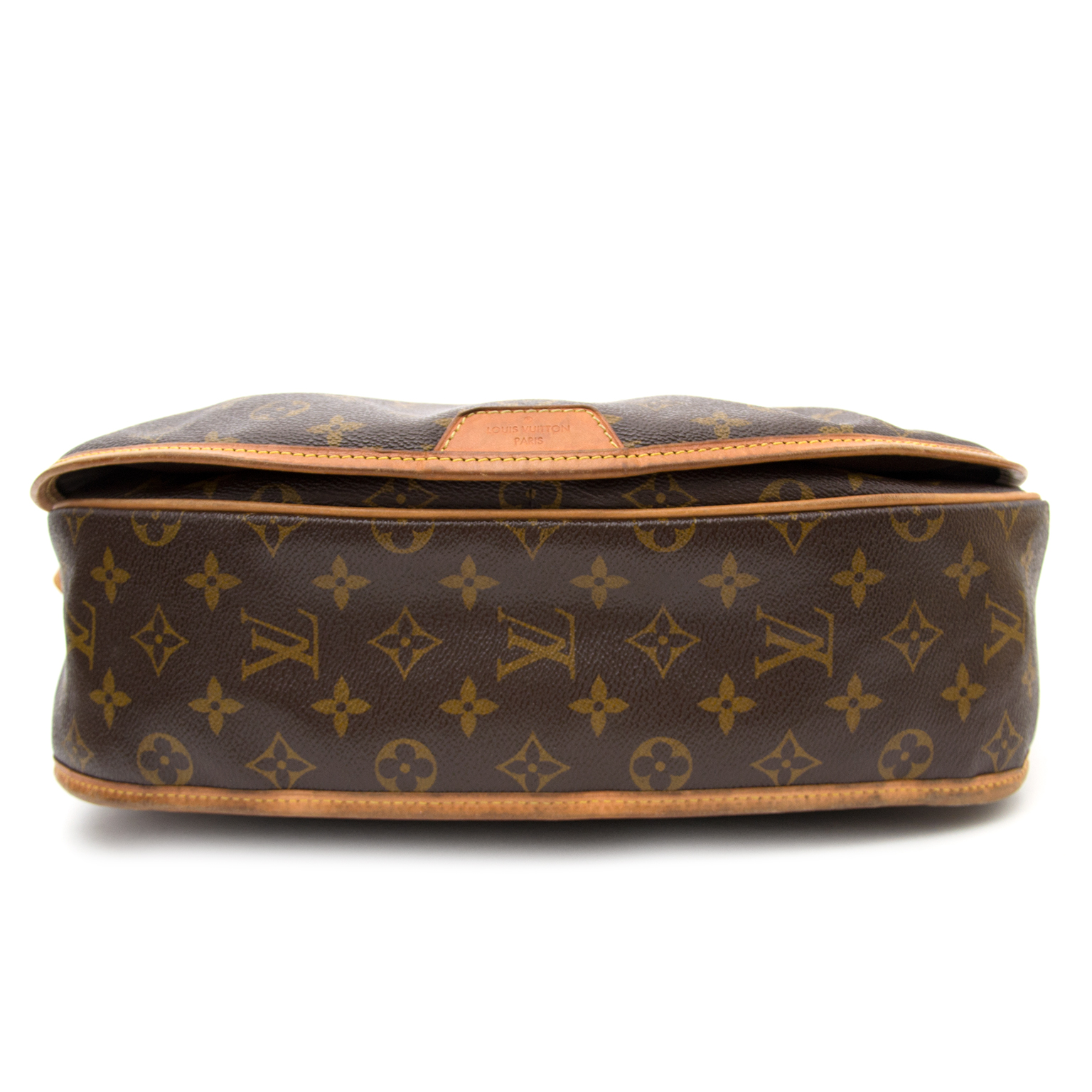 Louis Vuitton Menilmontant MM ○ Labellov ○ Buy and Sell Authentic Luxury