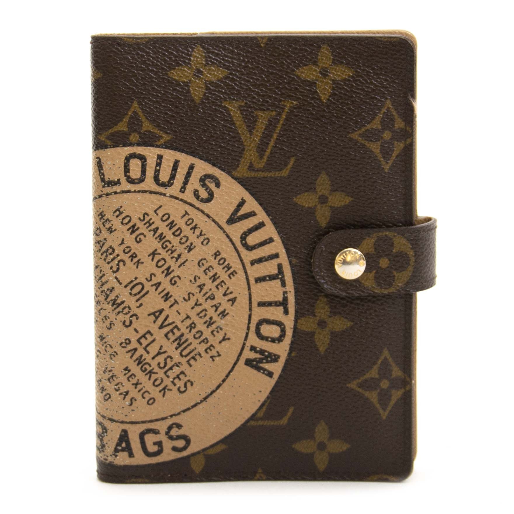 LOUIS VUITTON Monogram Trunk Small Ring Agenda Cover White SP2068 -  MyDesignerly