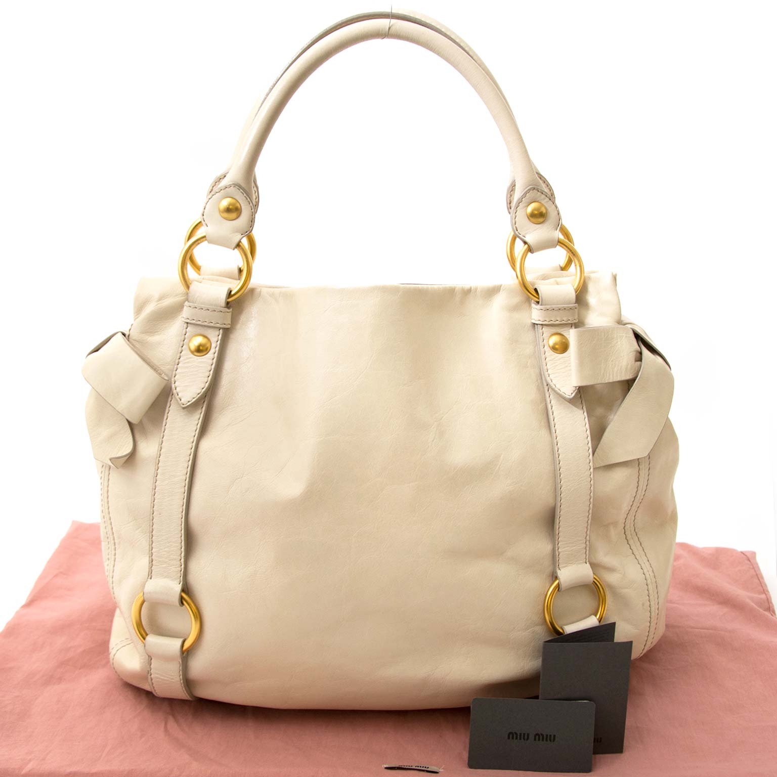 Miu Miu Vitello Lux Bow Bag ○ Labellov ○ Buy and Sell Miu Miu Vitello Lux Bow Bag ○ Labellov ○ Buy and Sell