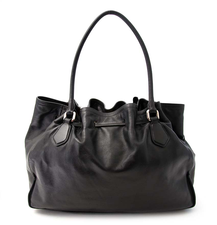 バッグ PRADA drawstring soft leather bag Black Prada Black Drawstring Tassel Tote Leather ○ Labellov