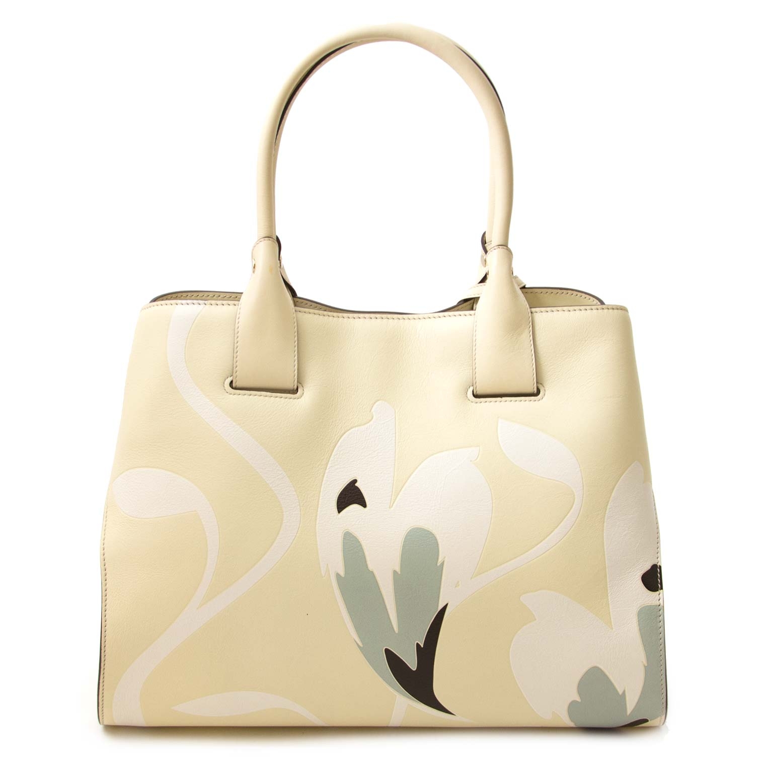 Tod's Cape Beige Leather Bag ○ Labellov ○ Buy and Sell