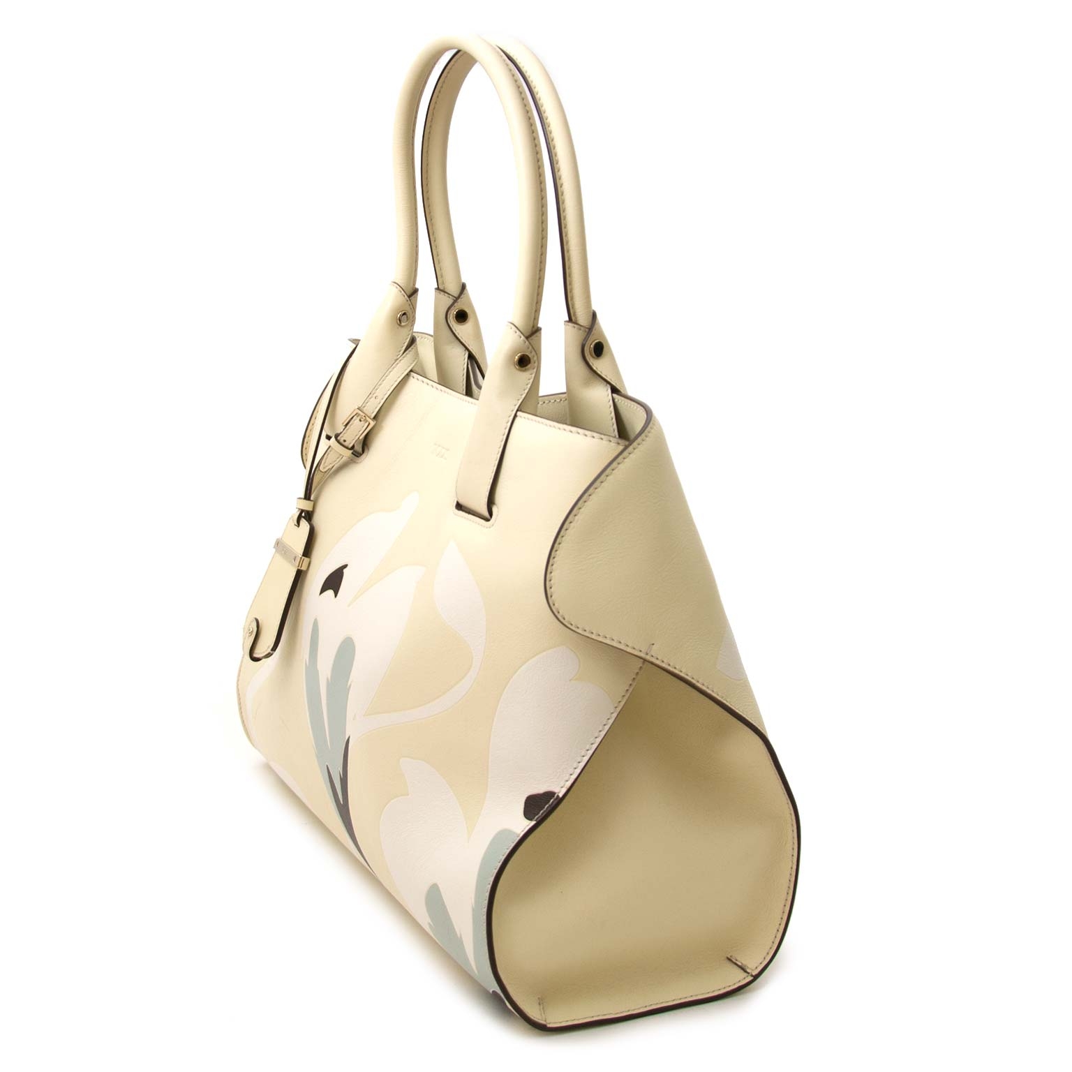 Tod's Cape Beige Leather Bag ○ Labellov ○ Buy and Sell