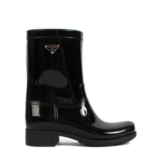 1278_prada_black_rainboots-2.jpg