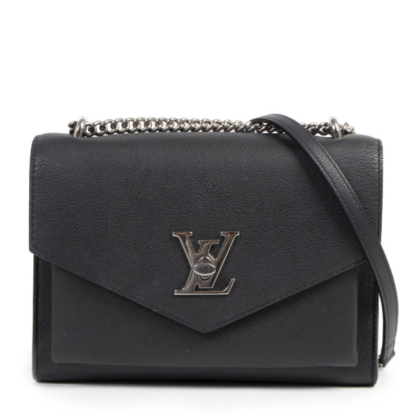 1391_louis_vuitton_black_leath