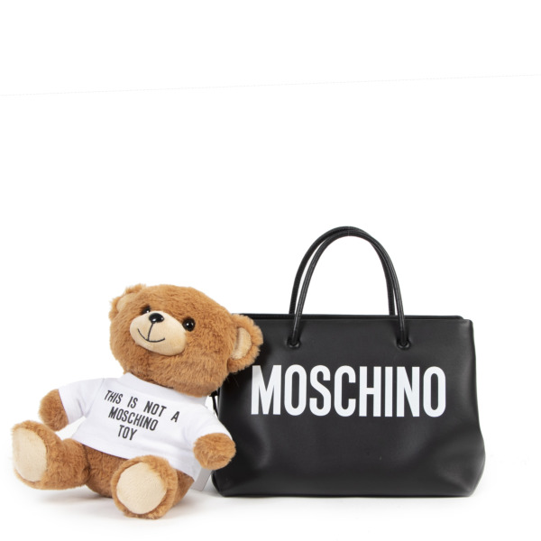 1618_moschino_black_leather_to 1618_moschino_black_leather_to