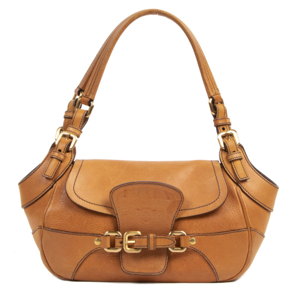 バッグ・カバンその他 Prada Leather Shoulder Bag Cognac Prada Leather Shoulder Bag - Cognac | Editorialist