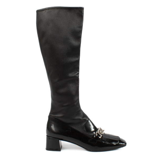 Prada Black Patent Leather Chain Boots - Size 41 ○ Labellov